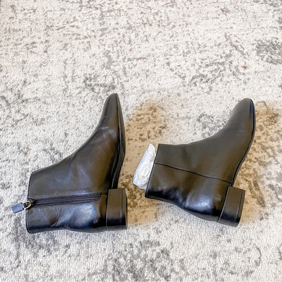 NWB Stuart Weitzman Quartz 25 Ankle Boots - Picture 8 of 13